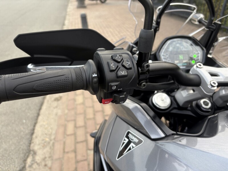 Tiger 800 Sport