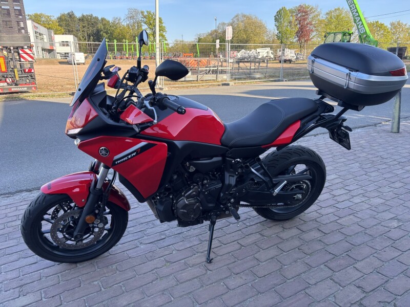 Tracer 700