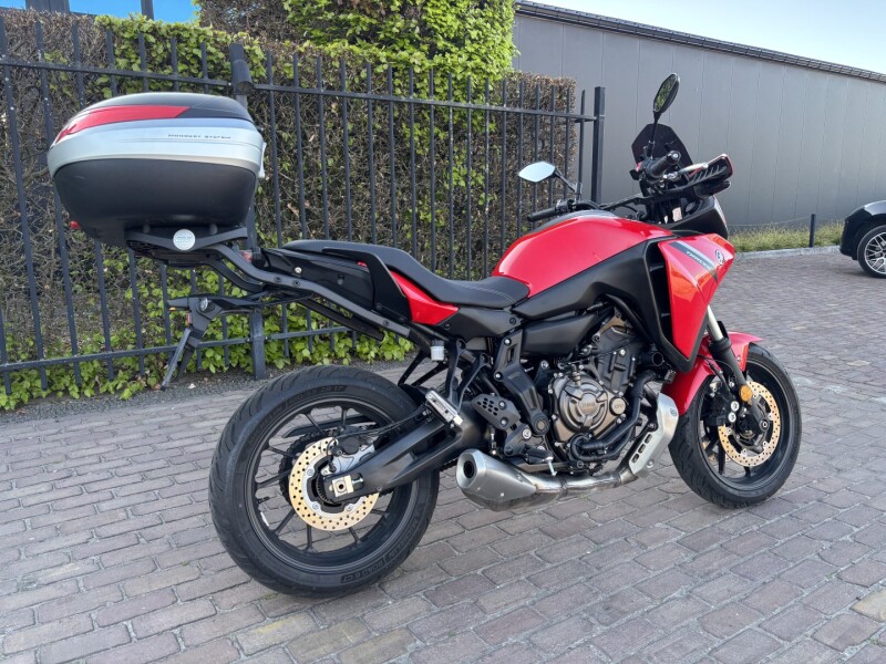 Tracer 700