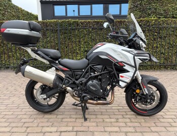 TRK 702
