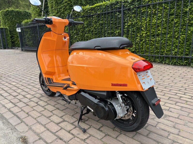 V 200 Special