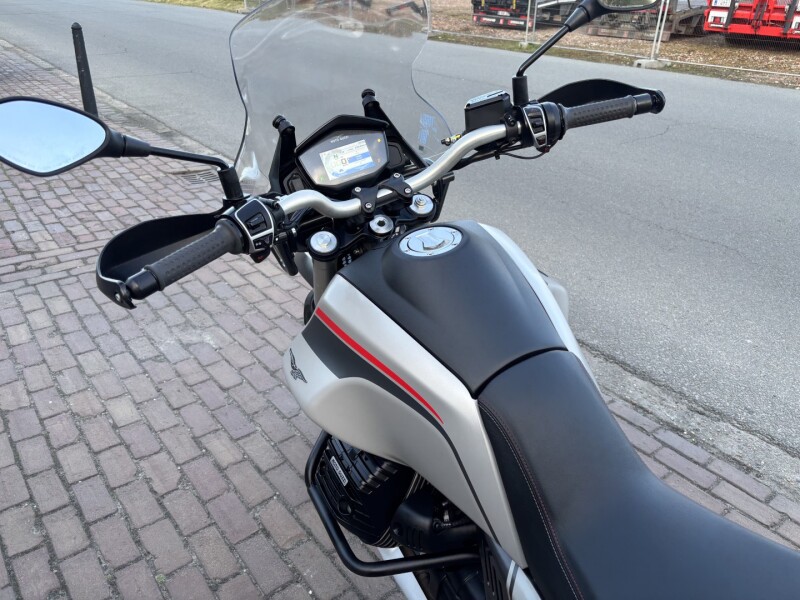 V85 tt travel 