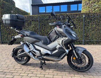 Xadv 750
