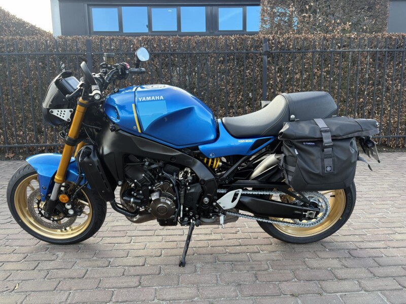 XSR 900 Legend Blue