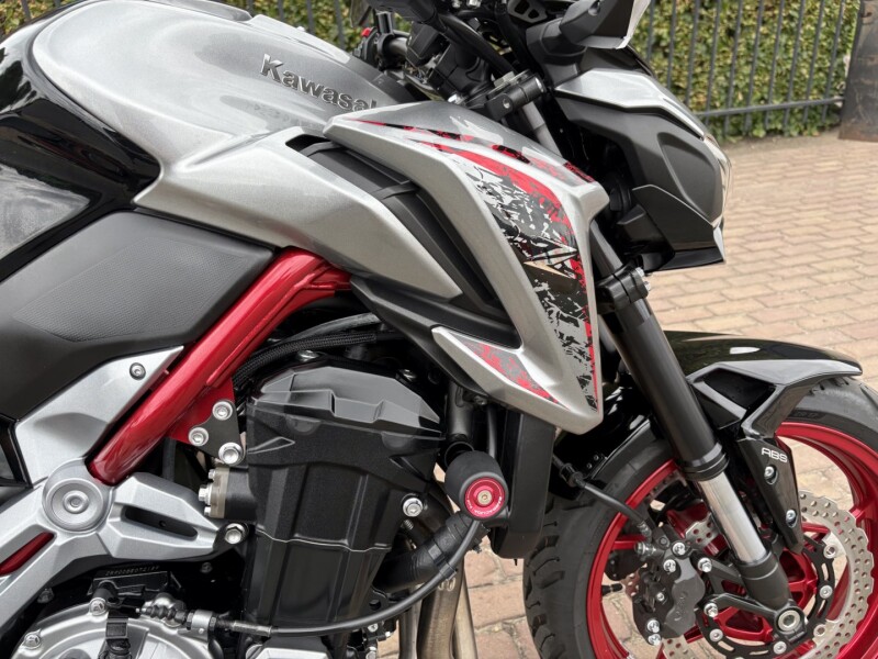Z 900 
