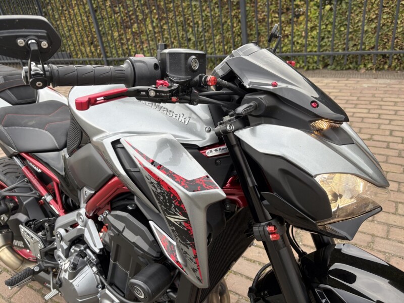 Z 900