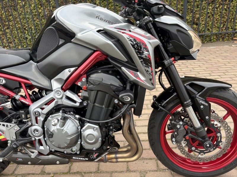 Z 900