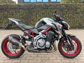 Z 900