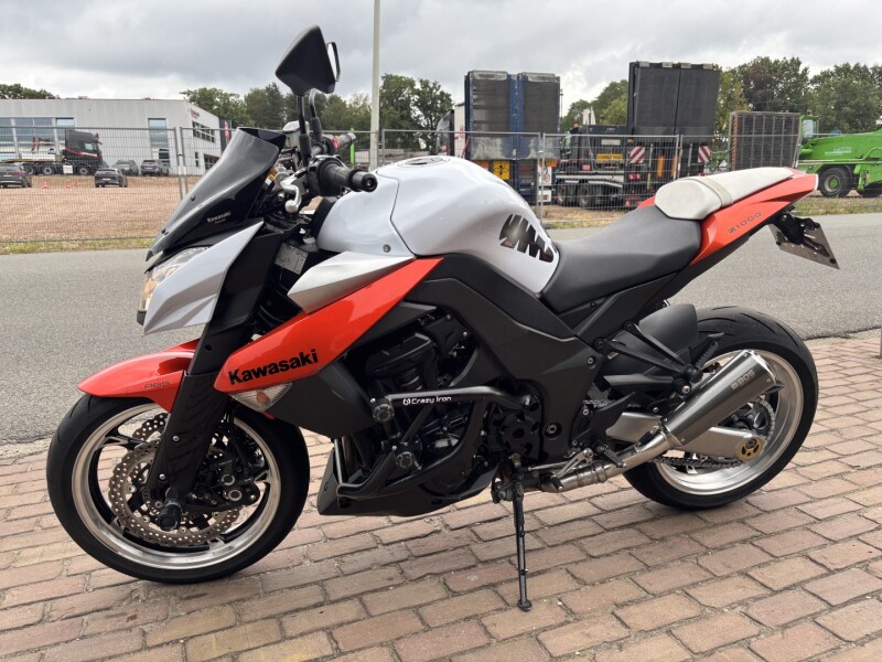 Z1000