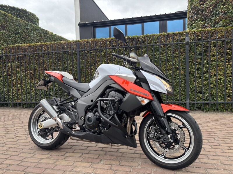 Z1000